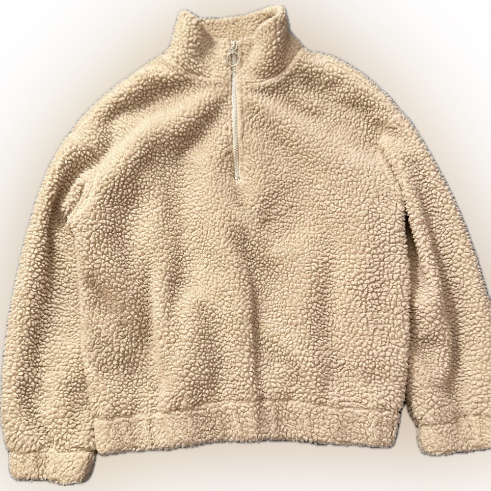 Sherpa Sweater with Half zip design in size Medium
